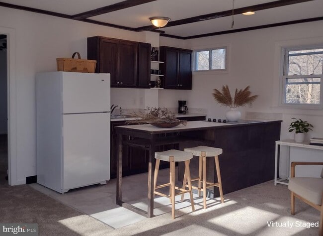 Foto del edificio - 131 N Main St