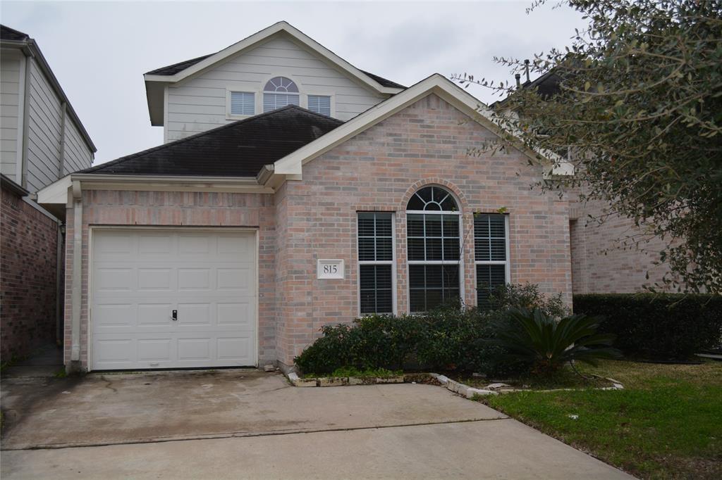 Foto principal - 815 Forest Bark Ln