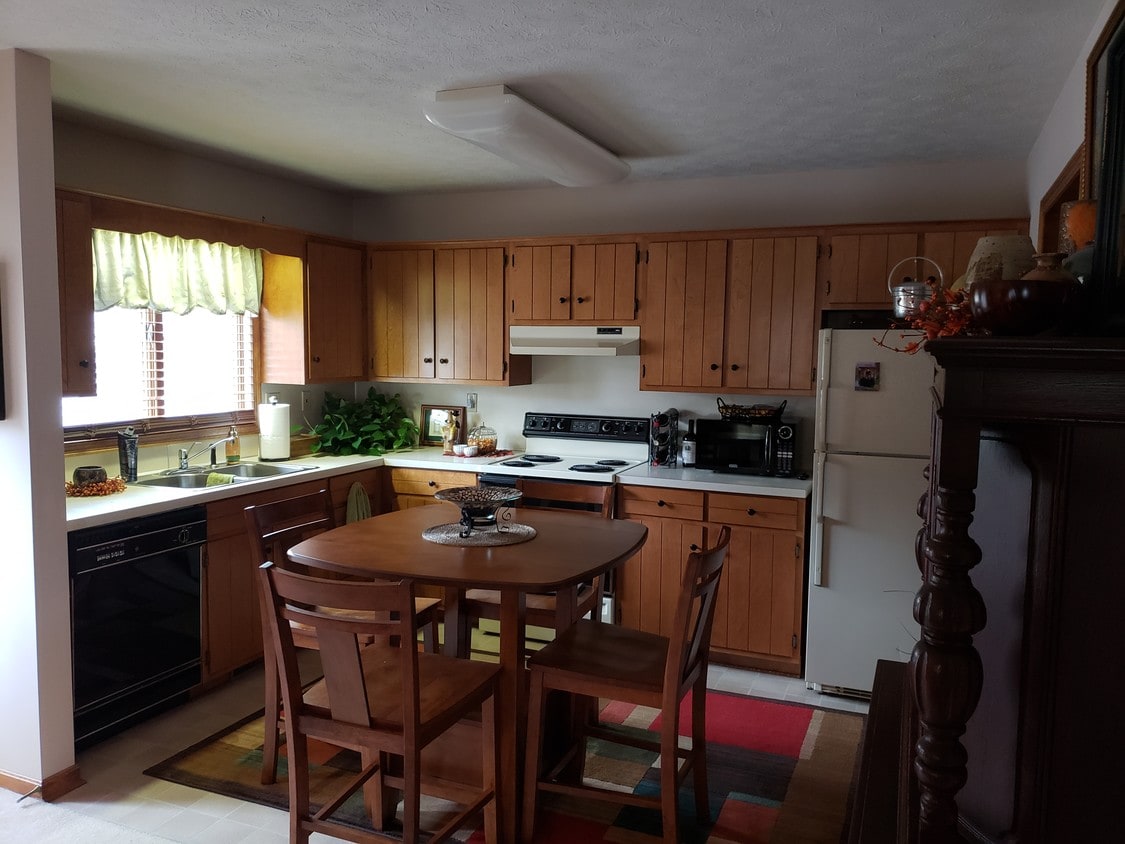 Primary Photo - 2800 Eastwood Dr