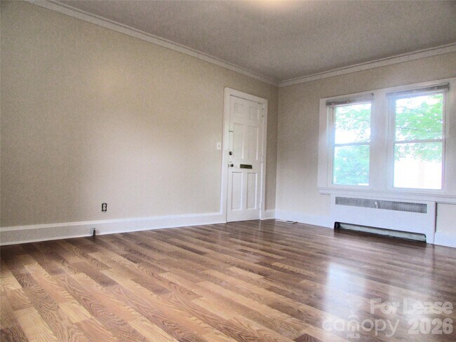 Foto del edificio - 216 Harrill St