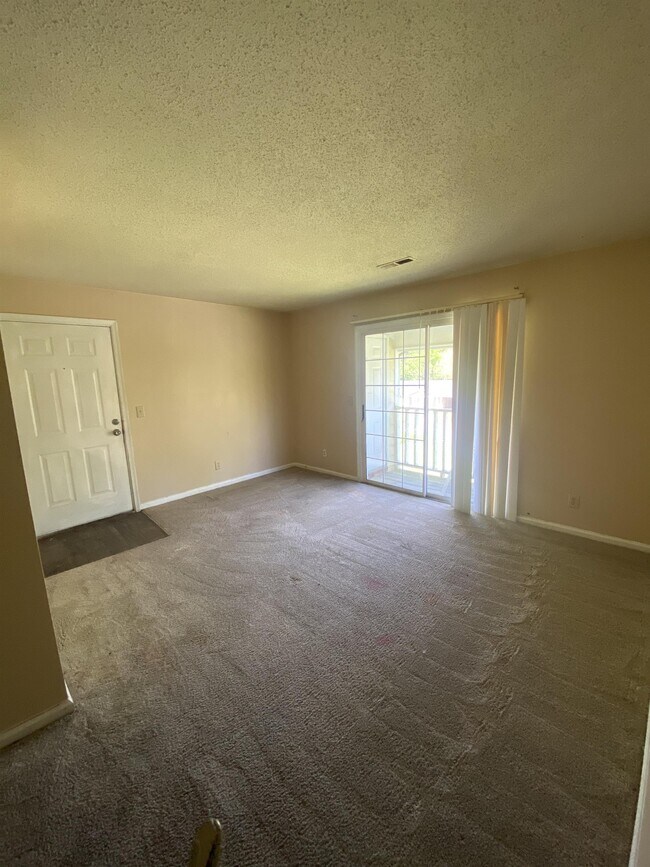 Building Photo - 511 Mystic Dr