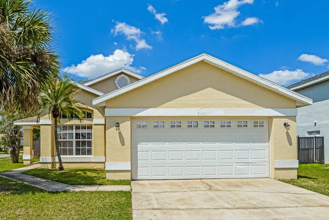 Building Photo - 3100 Orchard Pl
