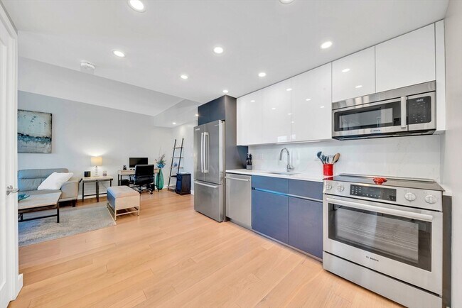 Foto del edificio - 932 Broadway