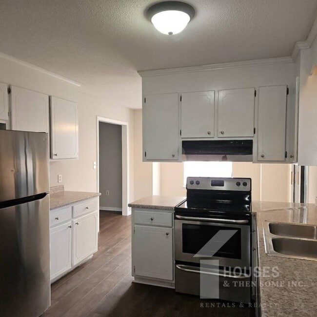 Foto del edificio - 28 Shore Dr