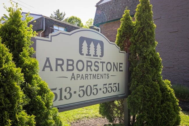Foto del edificio - Arborstone Apartments