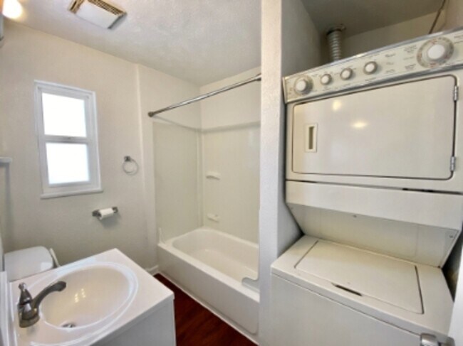 Foto del edificio - 3485 W 68th Ave