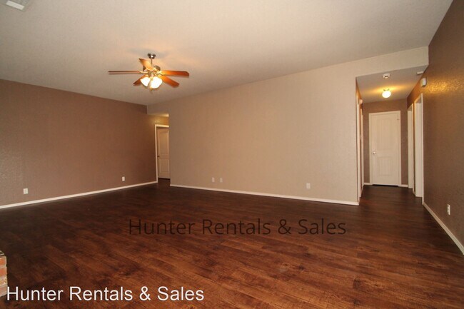 Building Photo - 5 br, 2.5 bath House - 3405 Lorena