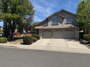 Building Photo - 1770 Lakeland Hills Dr