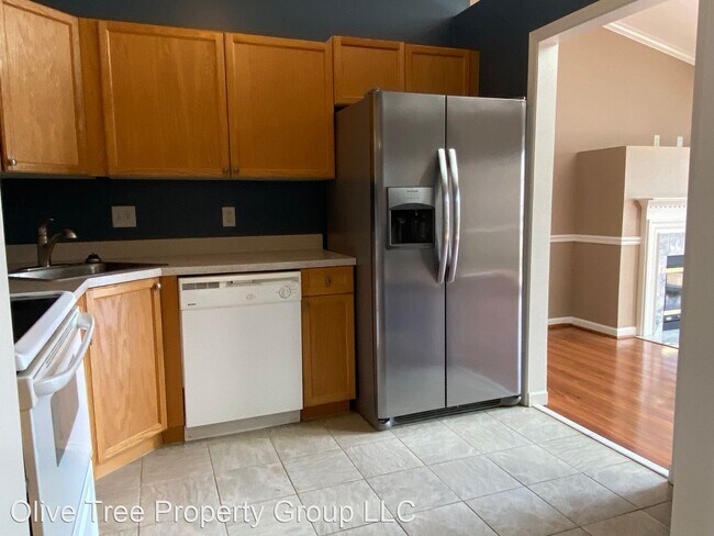 Building Photo - 2 br, 2 bath House - 173-6 Brookland Ct