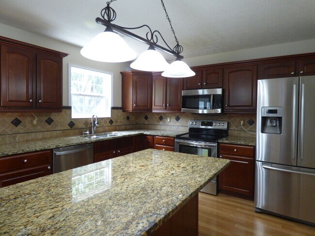 Building Photo - COMING SOON! Beautiful House in Beaumont! ...