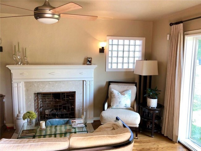 Foto del edificio - 7611 Morton St