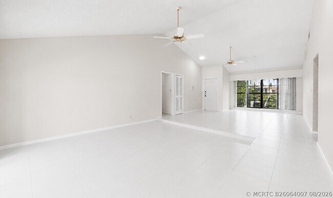 Building Photo - 5055 NW 89th Way