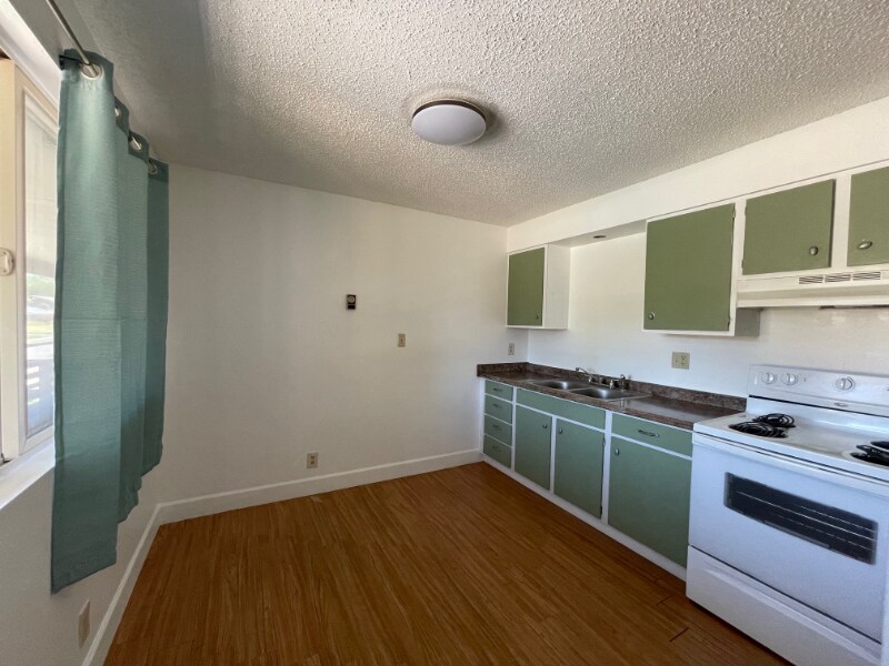 6006 W Walnut St Unit 4, Yakima, WA 98908 Room for Rent in Yakima, WA