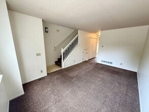 Building Photo - 4848 Basswood Dr