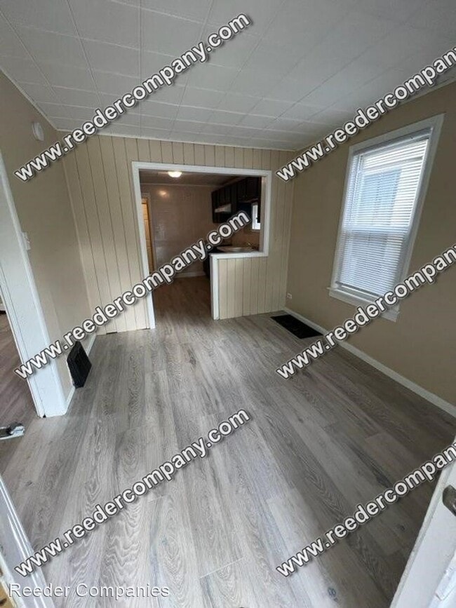 Building Photo - 2 br, 1 bath House - 545 169th Street