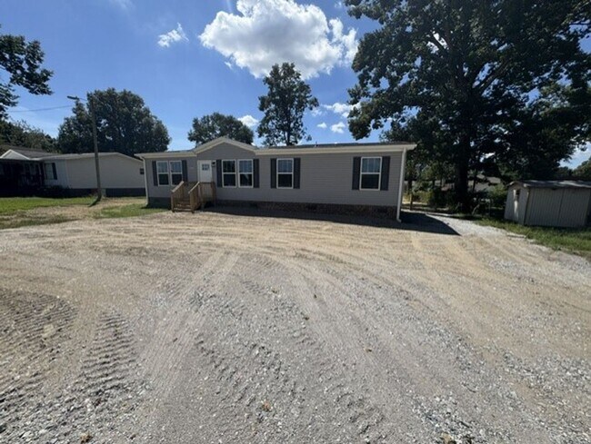 Foto del edificio - 3204 Fork Shoals Rd