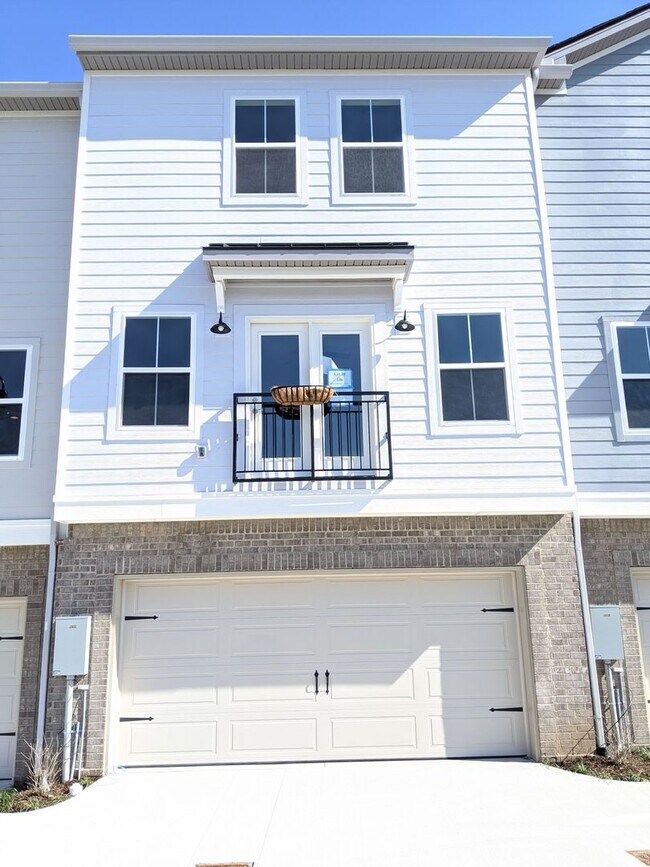 Foto del edificio - Luxury Town Home - Williamson County - End Unit