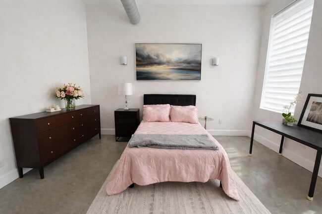 Photo - 2301 Mission St House