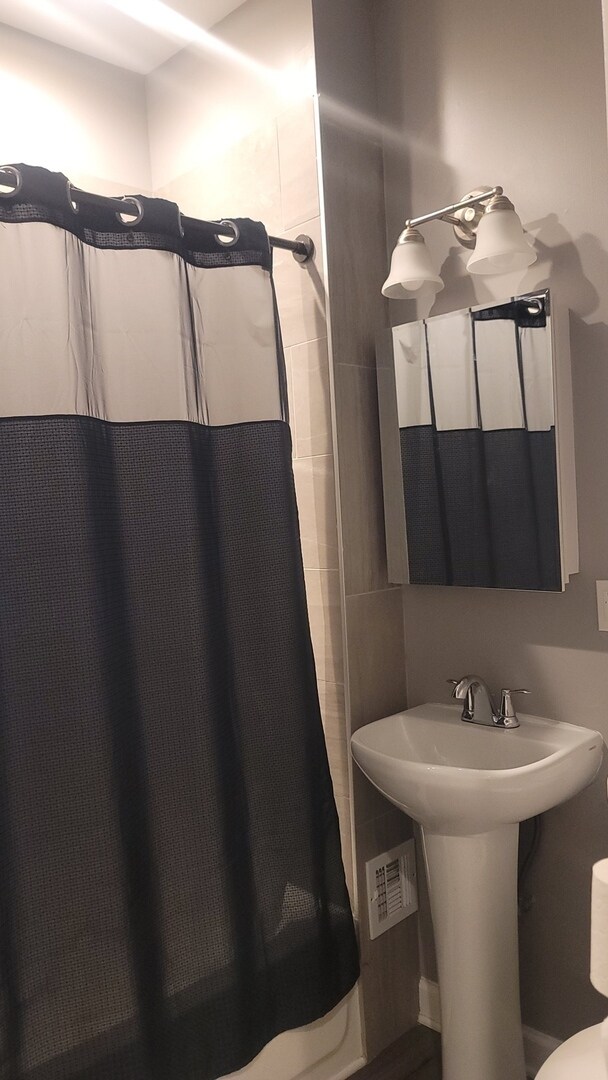 Foto del edificio - 1845 N Mozart St