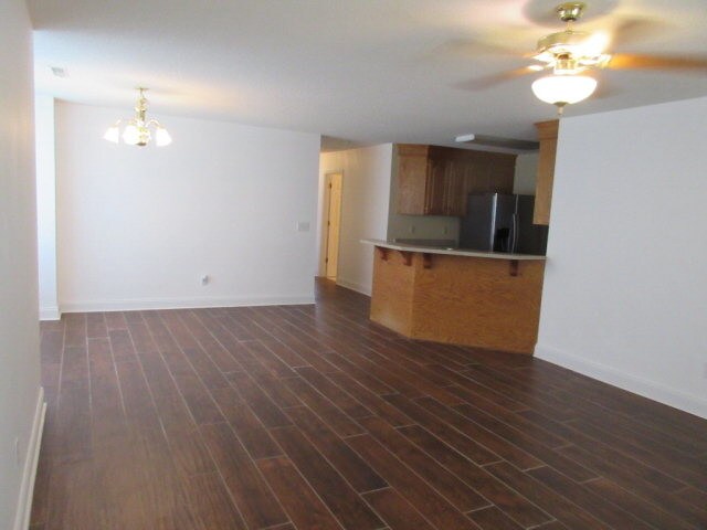 Building Photo - 3410 Beacon Dr