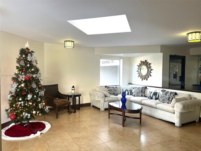 Foto del edificio - 545 SE 12th St