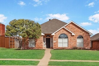 Building Photo - 10716 Trestles Rd