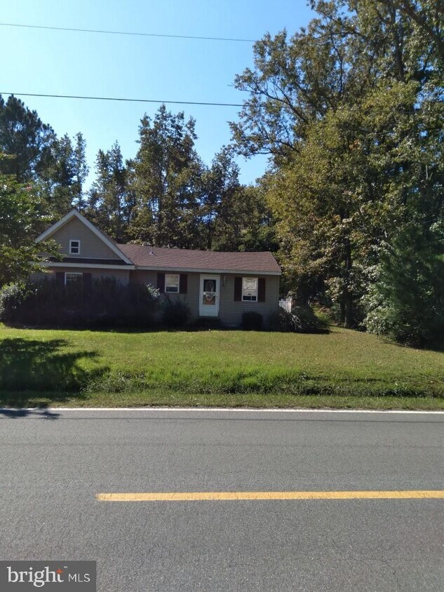 Primary Photo - 6130 Catchpenny Rd