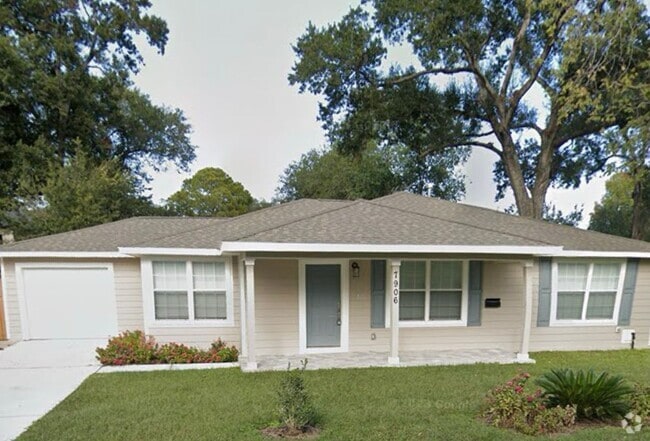 Building Photo - 7906 Hammerly Blvd
