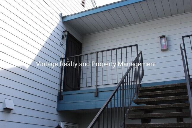 Foto del edificio - Ready To Go! Very Nice 2 bedroom Condo!!!