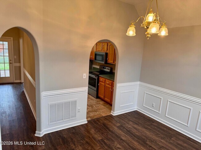 Foto del edificio - 1324 Biloxi St