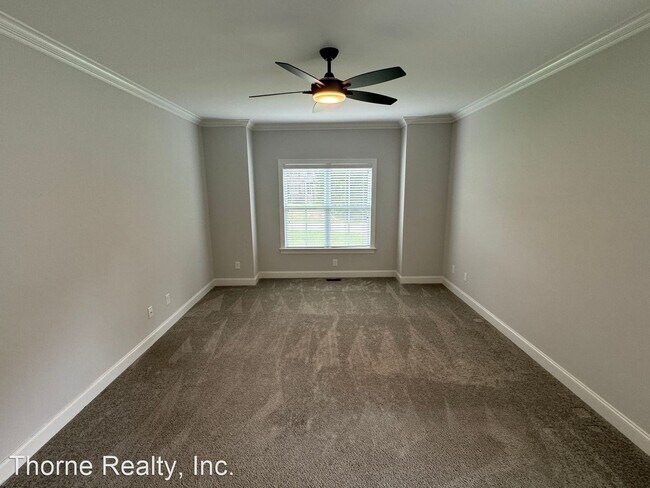 Building Photo - 4 br, 3.5 bath House - 6223 Venice Court