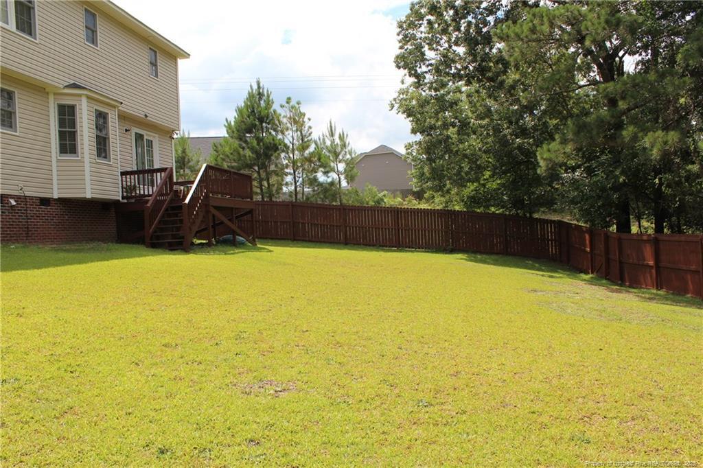 Foto del edificio - 2401 Larwood Dr