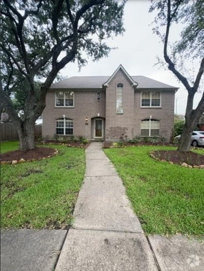 Building Photo - 2502 Fairwind Dr