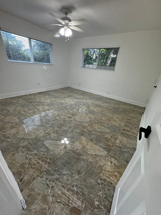 Photo - 1041 NE 178th Terrace House