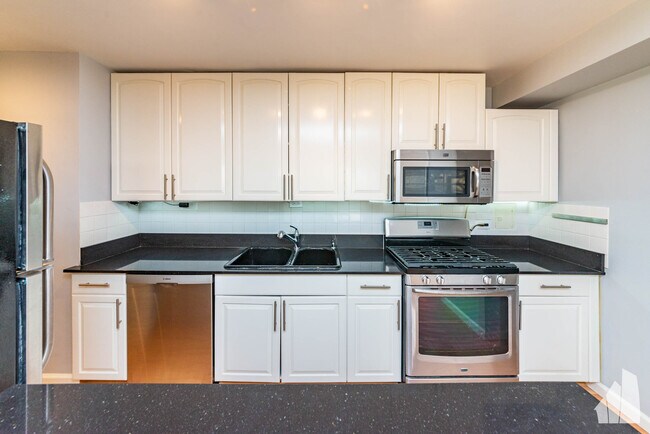 Foto del edificio - 3950 N Lake Shore Dr