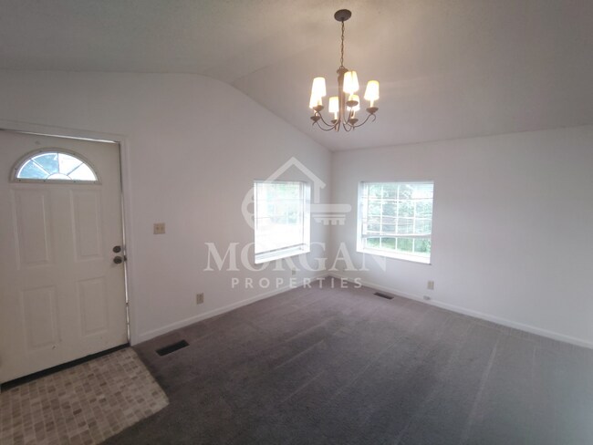 Building Photo - 410 Andover Rd