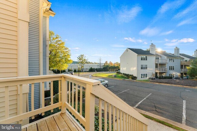 Building Photo - 731 Cedar Crest Dr