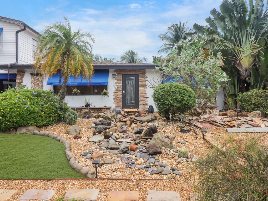 Foto principal - 509 NW 25th St