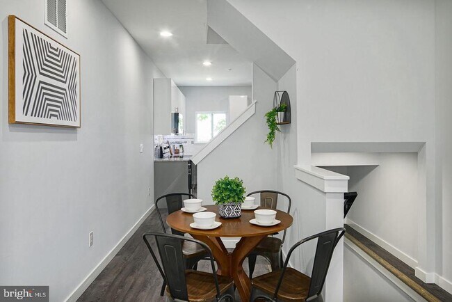 Foto del edificio - 521 W Norris St