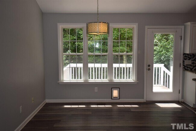 Building Photo - 138 Lily Crossing