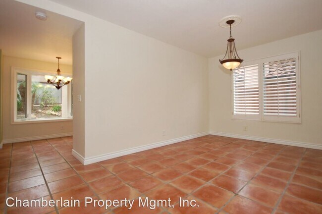 Building Photo - 4 br, 2.5 bath House - 1801 Calle Las Palmas