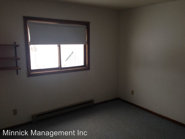 Building Photo - 685 Solar Way