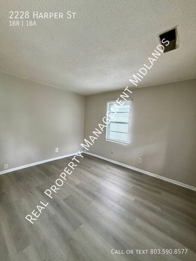 Foto del edificio - 2228 Harper St
