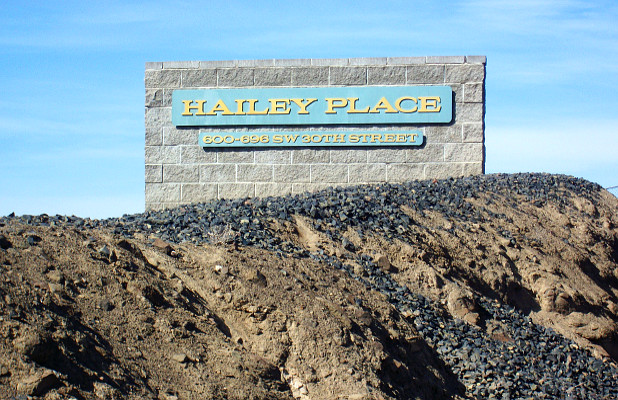 Building Photo - Hailey Place Apartments