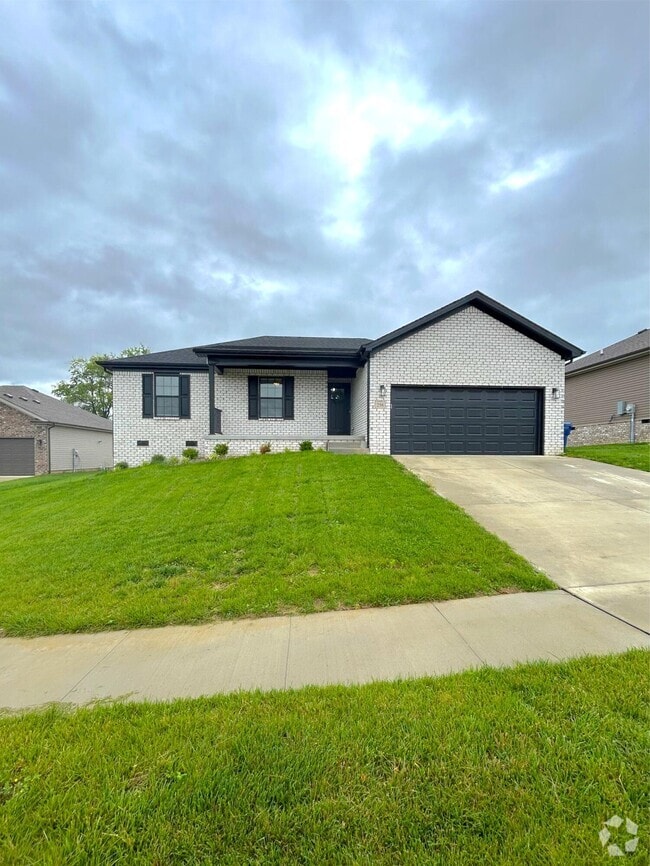 Building Photo - 256 Brook Cv