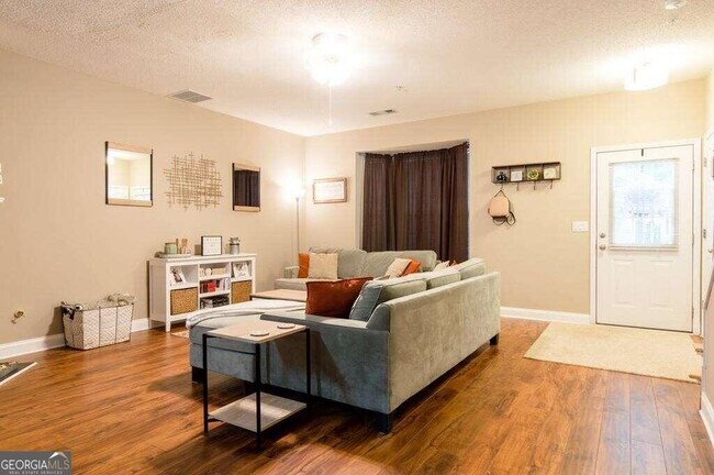 Building Photo - 2780 Ashleigh Ln
