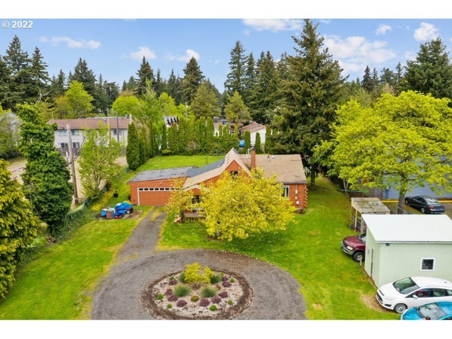 Photo - 17609 SE Stark St House