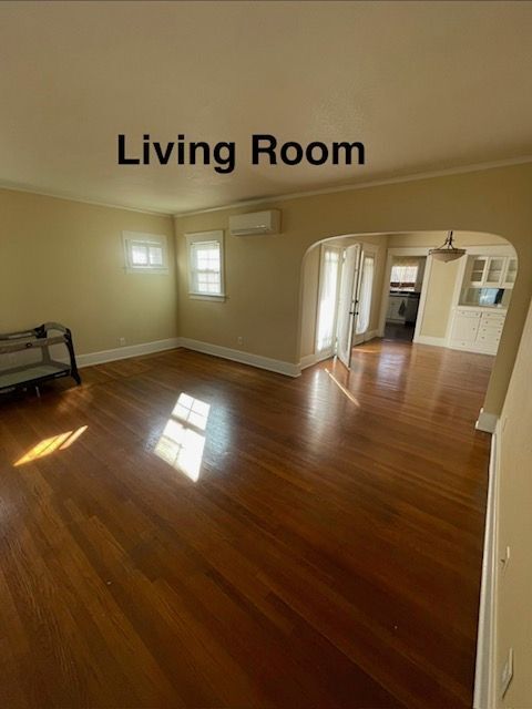 Foto del edificio - 515 S Indiana St