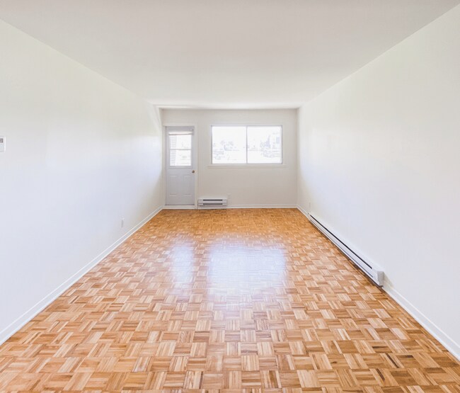 Photo du bâtiment - Torbay Road Apartments