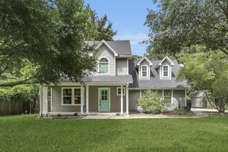 Building Photo - 22806 Lantana Dr